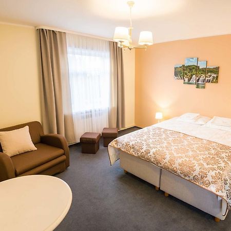 Ankur Hotell Mustvee Kültér fotó